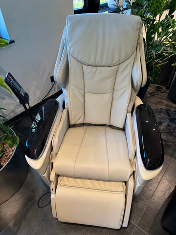 Panasonic EP-MA70CX802 Real Pro Hot Stone Exhibitor в бежевом цвете